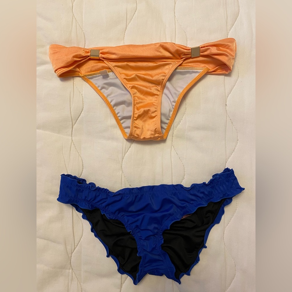 2 Victoria Secret swim bottoms size small